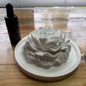 Aromatic Peony Diffuser with Tray