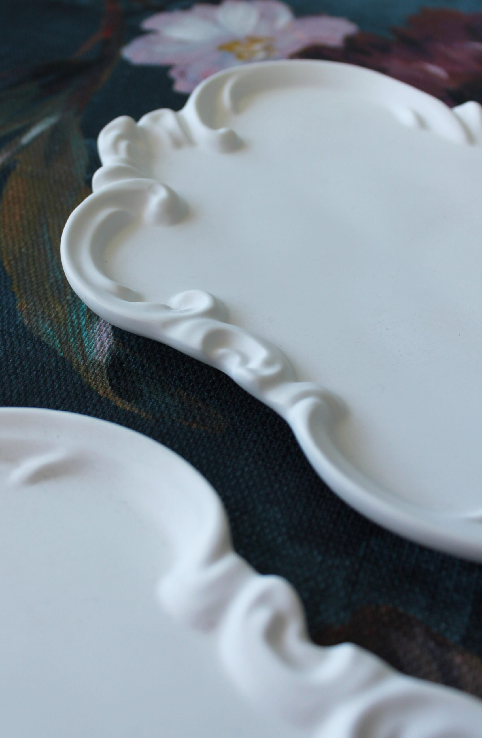 Vintage Style Lace Tray - Image 3