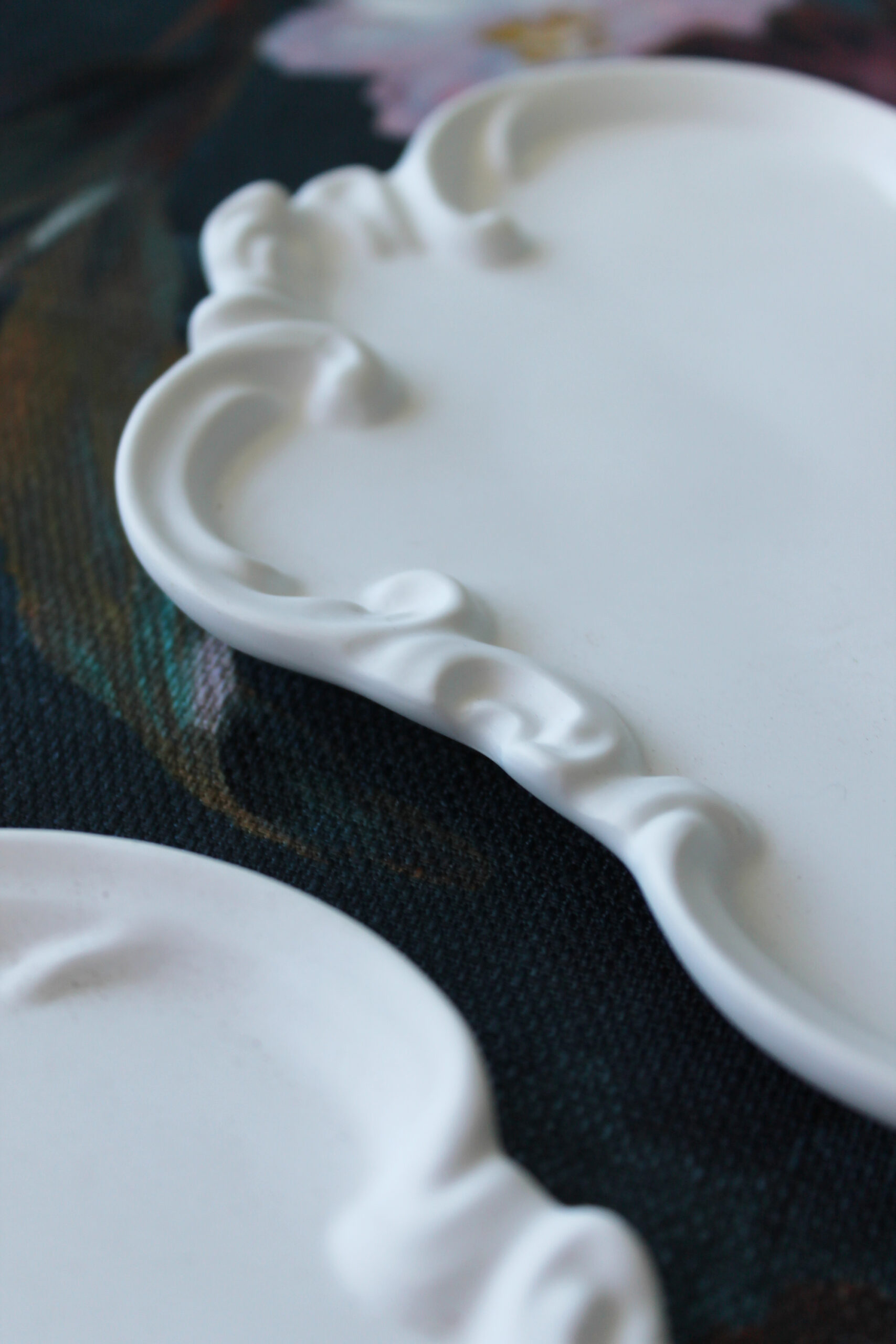 Vintage Style Lace Tray - Image 4